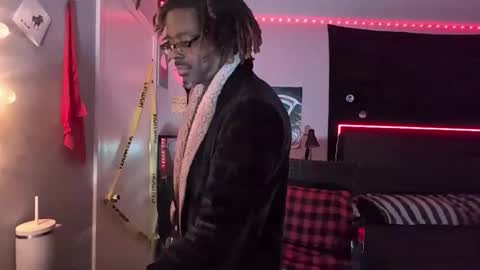 Hot Chocolate online show from November 2025 09:41:02 PM