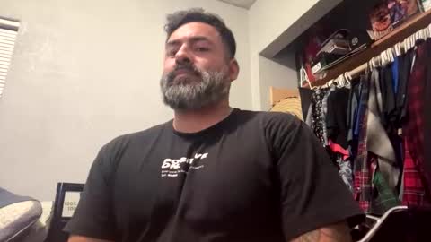 suavecito67 online show from October 2025 01:50:01 AM