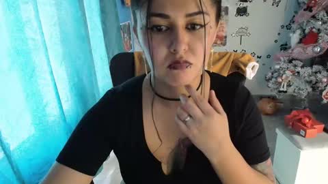 sub_nezuko_69 online show from December 2024 04:38:02 PM