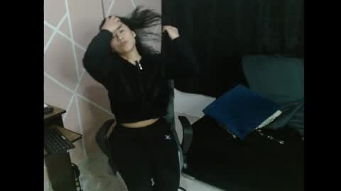 submissiveemily online show from October 2025 05:37:01 AM