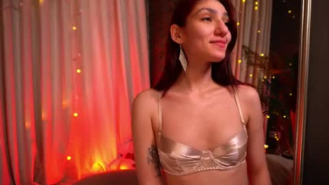 subtleart_ online show from April 2026 06:43:01 PM