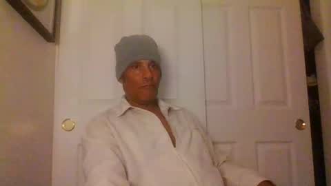 SUCKITU812 online show from November 2025 07:30:02 AM