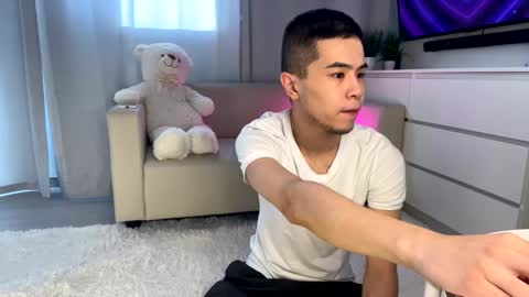 Emmy online show from March 2025 09:22:01 AM