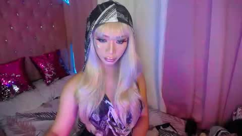 Snapshot of sugar_hally chatting on November 2025 01:45:01 PM your ultimate goddess online show from November 2025 01:45:01 PM