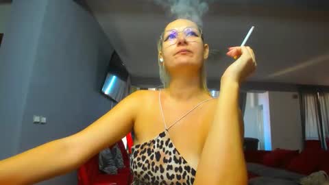 May online show from November 2025 09:21:02 AM