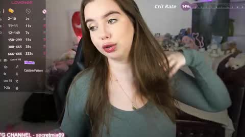 Snapshot of sugar_muse chatting on September 2025 08:31:01 PM Mia online show from September 2025 08:31:01 PM
