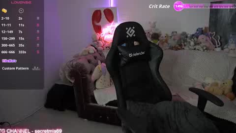 Snapshot of sugar_muse chatting on September 2025 09:03:02 PM Mia online show from September 2025 09:03:02 PM