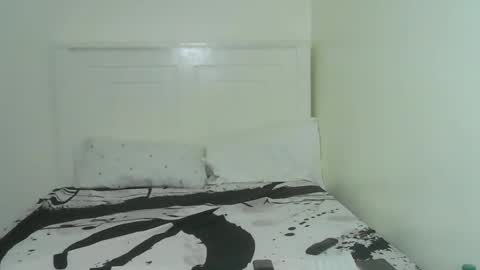 sugar_tempress online show from November 2025 05:24:01 PM