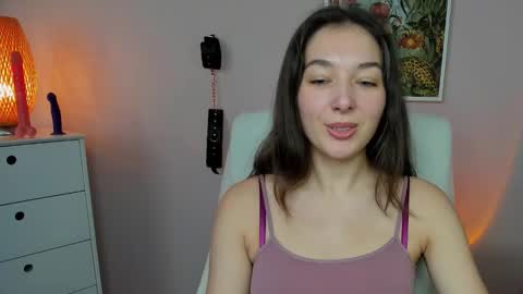 Megan online show from September 2025 07:11:02 AM