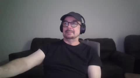 Snapshot of sugarbear66 chatting on December 2024 07:11:02 AM Teddybear Richard online show from December 2024 07:11:02 AM