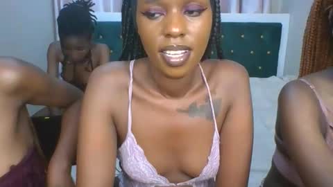 sugarboogers_ online show from February 2026 07:56:02 AM