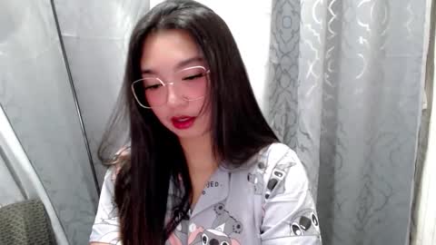 Sugar online show from September 2025 06:40:01 PM