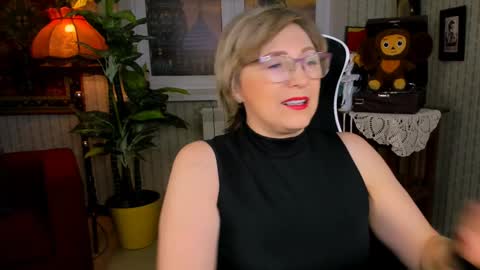 Vivien online show from January 2025 09:10:02 AM