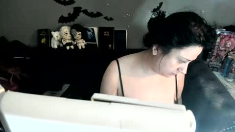 Snapshot of sugary_sweet chatting on June 2026 10:30:02 AM Sugary online show from June 2026 10:30:02 AM
