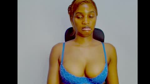 Ivy online show from September 2025 09:28:02 PM