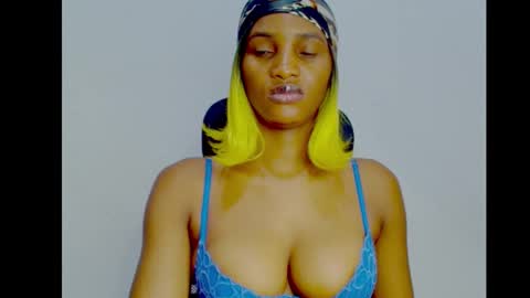 Ivy online show from September 2025 11:18:02 PM