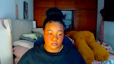 Cami   Back in 2 hours online show from November 2025 06:48:01 AM