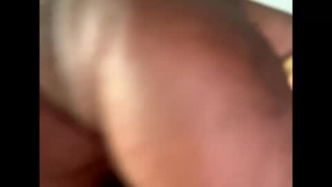 Let me be your knight that saves you online show from November 2025 09:48:02 PM