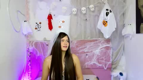 sukilove18 online show from October 2025 11:15:01 PM