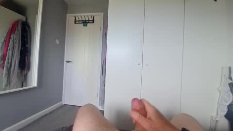 Snapshot of sully6772 chatting on April 2026 10:18:01 AM sully6772 online show from April 2026 10:18:01 AM
