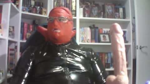 Snapshot of sumisolatex chatting on December 2025 06:06:01 PM Sumisolatex online show from December 2025 06:06:01 PM
