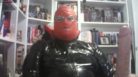 Snapshot of sumisolatex chatting on December 2025 11:28:02 AM Sumisolatex online show from December 2025 11:28:02 AM