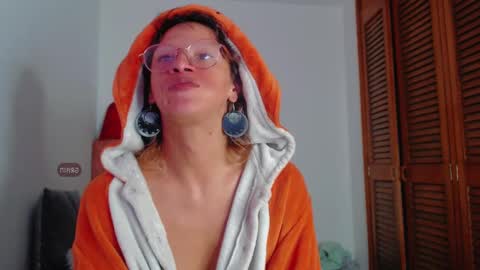 Summer online show from December 2024 02:09:02 AM