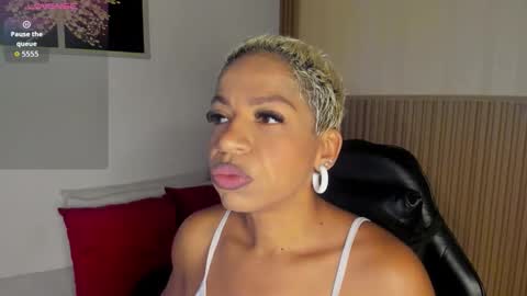 Snapshot of summer_night_ chatting on February 2026 11:33:01 AM Summer online show from February 2026 11:33:01 AM