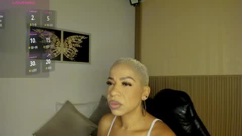 Snapshot of summer_night_ chatting on May 2026 11:51:02 AM Summer online show from May 2026 11:51:02 AM