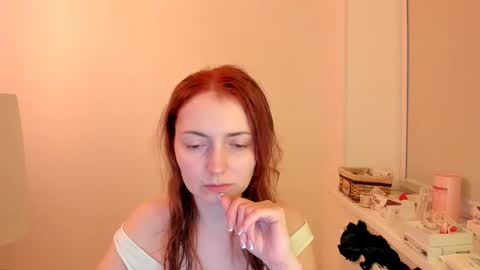Snapshot of summer_preston chatting on December 2024 01:00:02 PM Summer Preston online show from December 2024 01:00:02 PM