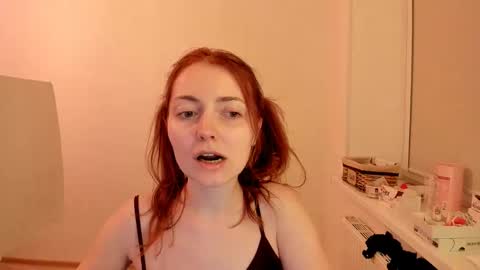 Snapshot of summer_preston chatting on December 2024 01:41:01 PM Summer Preston online show from December 2024 01:41:01 PM