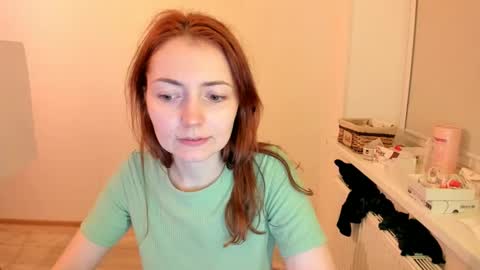 Snapshot of summer_preston chatting on January 2025 12:22:01 AM Summer Preston online show from January 2025 12:22:01 AM
