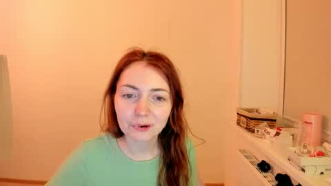 Snapshot of summer_preston chatting on January 2025 07:49:02 PM Summer Preston online show from January 2025 07:49:02 PM