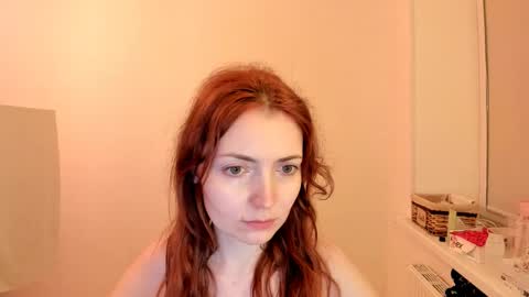 Snapshot of summer_preston chatting on February 2025 07:49:01 PM Summer Preston online show from February 2025 07:49:01 PM