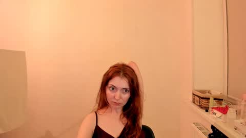 Snapshot of summer_preston chatting on February 2025 04:08:02 AM Summer Preston online show from February 2025 04:08:02 AM