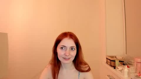 Snapshot of summer_preston chatting on March 2025 07:05:02 PM Summer Preston online show from March 2025 07:05:02 PM