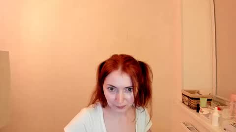 Snapshot of summer_preston chatting on March 2025 09:18:02 PM Summer Preston online show from March 2025 09:18:02 PM