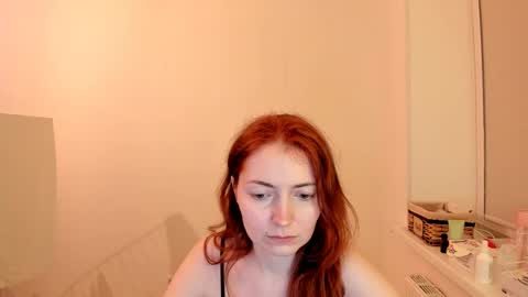 Snapshot of summer_preston chatting on March 2025 06:52:01 PM Summer Preston online show from March 2025 06:52:01 PM