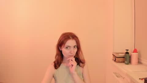 Snapshot of summer_preston chatting on July 2026 08:22:02 PM Summer Preston online show from July 2026 08:22:02 PM