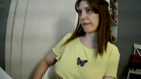 summerbluesky online show from August 2026 03:47:02 PM