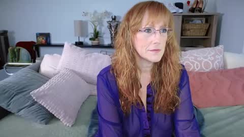 SummerKnightzzz online show from January 2025 01:03:01 PM