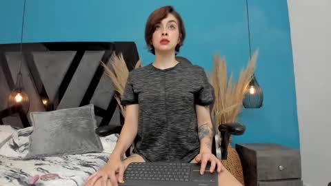 Summer online show from December 2024 07:22:01 PM