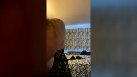 summerv91 online show from July 2026 02:56:02 PM