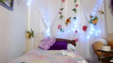 sun crystal online show from March 2026 10:48:01 PM