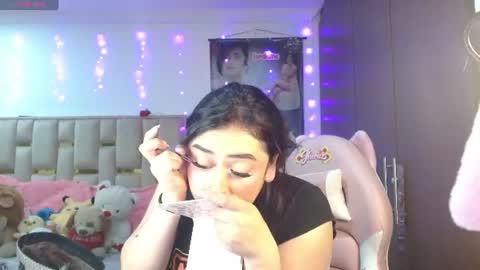 Snapshot of sunflower_dance chatting on July 2026 03:23:01 AM Jeraldine online show from July 2026 03:23:01 AM