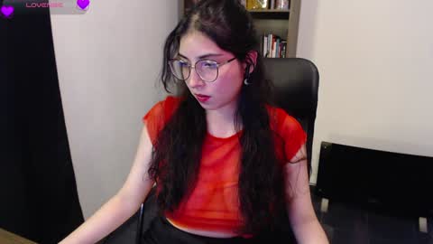 Snapshot of sunflower_uwu chatting on February 2025 12:20:02 AM violetta online show from February 2025 12:20:02 AM