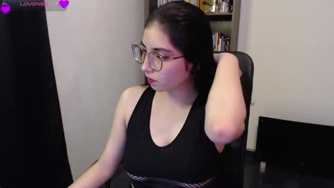 Snapshot of sunflower_uwu chatting on February 2025 12:36:02 AM violetta online show from February 2025 12:36:02 AM