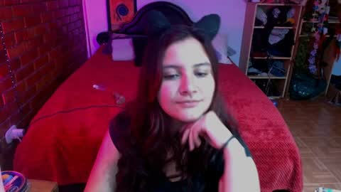 Snapshot of sunlight_7 chatting on December 2024 09:14:02 AM sunny online show from December 2024 09:14:02 AM