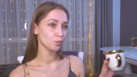 Kate online show from February 2025 09:13:01 PM