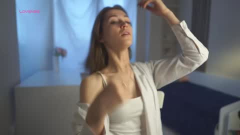 Snapshot of sunnblissett chatting on September 2025 04:05:02 AM Kate online show from September 2025 04:05:02 AM